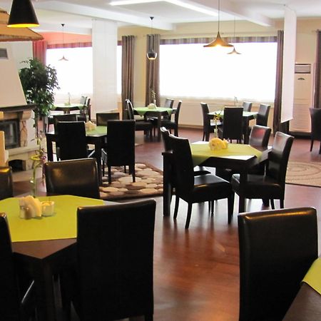 Hotel Gregor Pszczolki Экстерьер фото