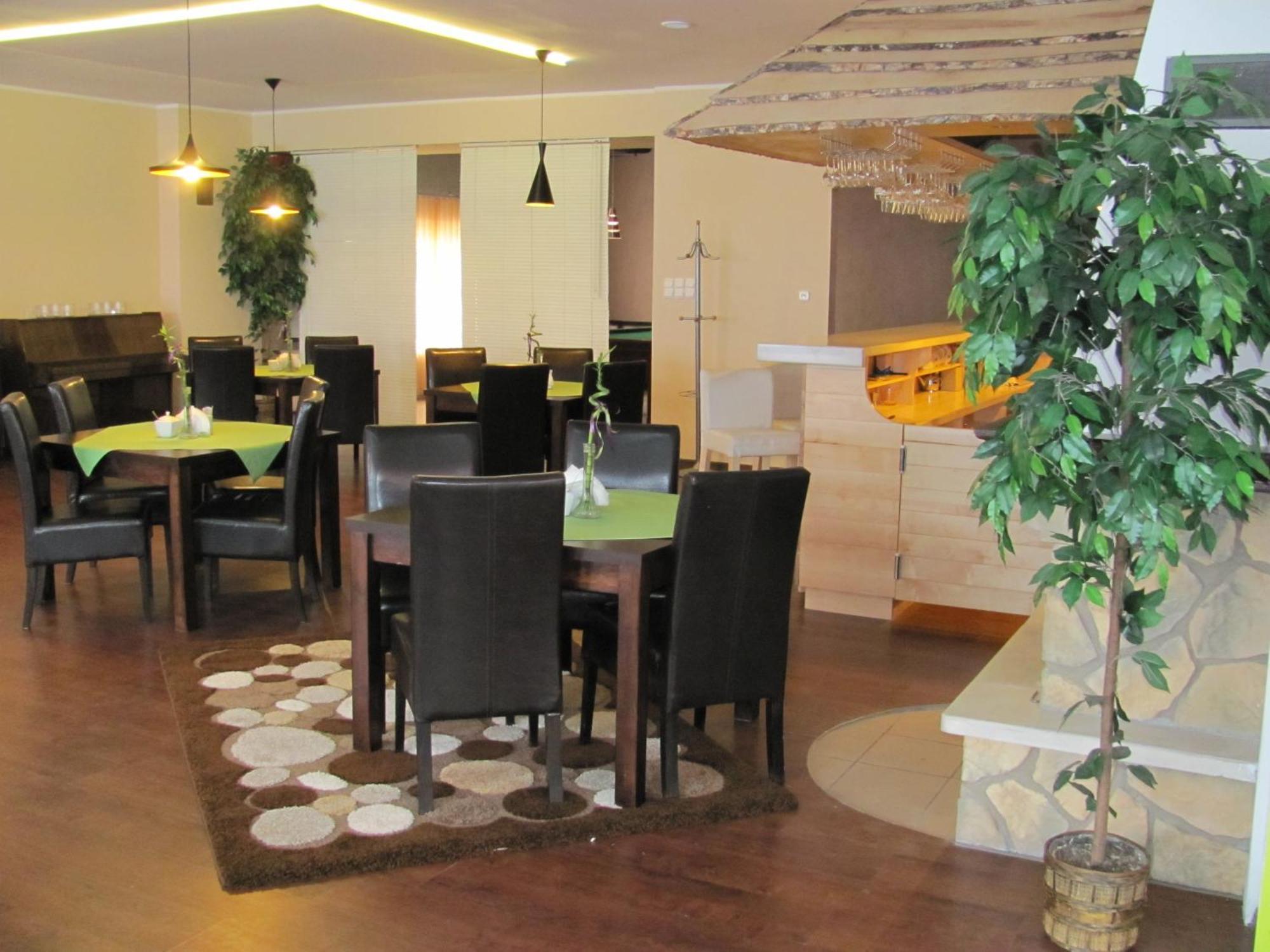 Hotel Gregor Pszczolki Экстерьер фото
